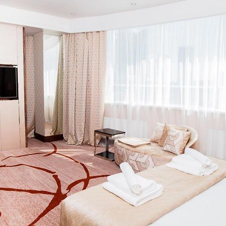 Boutique Hotel Health Club&Spa Grand Prix Astana Bagian luar foto